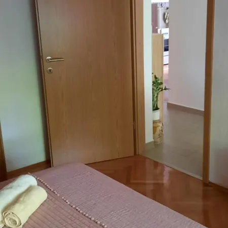 شقة Apartman Paulina *